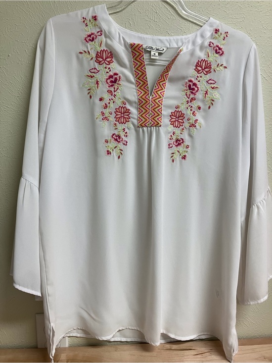 Pioneer Woman Tops - The Pioneer Woman White Tunic with Pink Floral Embroidery